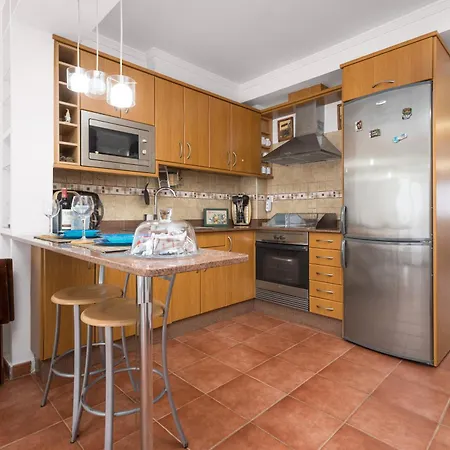 Home2book Elegant Escape With Terrace Apartment