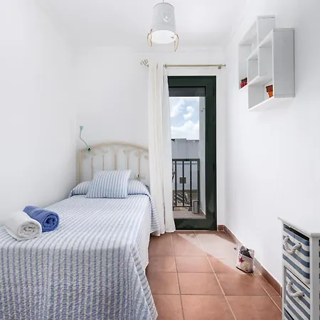 Home2book Elegant Escape With Terrace Daire