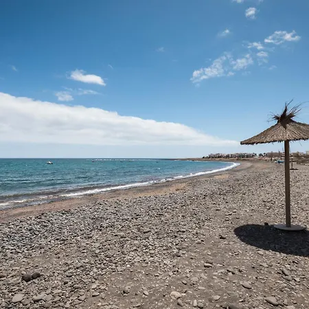 アパート Home2book Elegant Escape With Terrace *