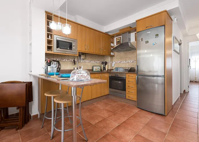 Home2book Elegant Escape With Terrace Appartement