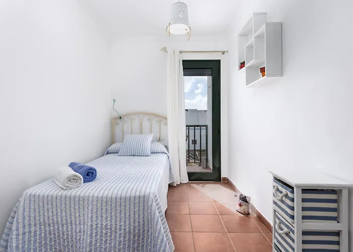 Home2book Elegant Escape With Terrace Apartamento